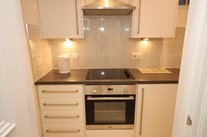 Kitchen- click for photo gallery